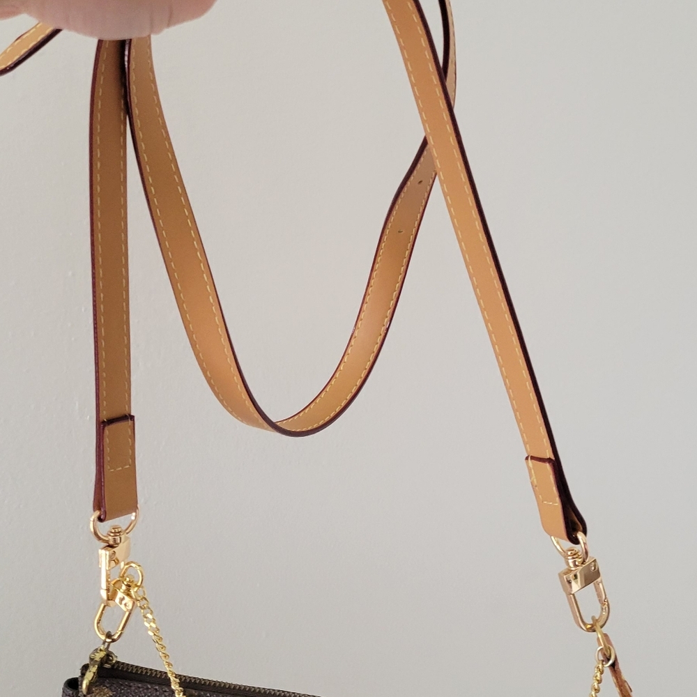 Louis Vuitton Monogram Crossbody with Gold Chain - Picture 5 of 14